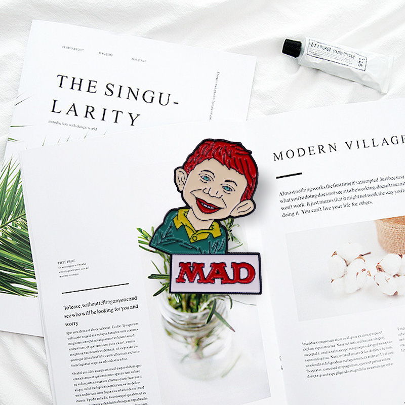 MAD Tạp Chí Alfred E. Neuman M - đánh giá và giá Vintage Collectible Pins