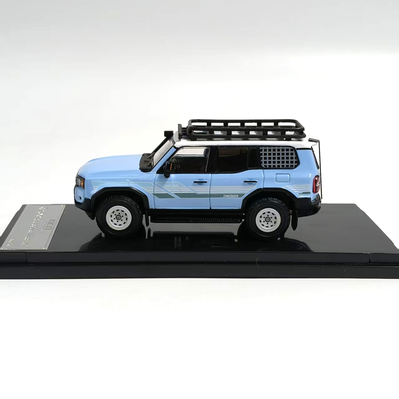 Diecast DCM 1:64 Scale LC250 V - đánh giá và giá Vintage Collectibles Toys